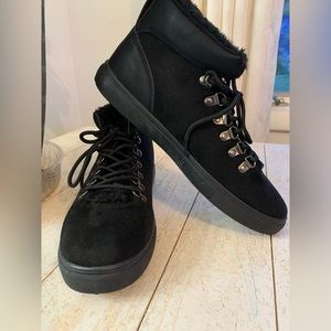 NEW, Harmony balance women size 8 sneakers 🖤